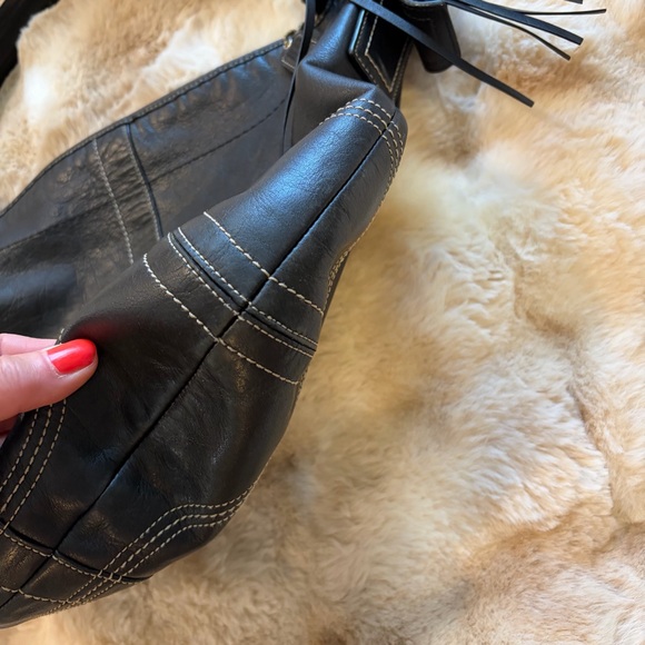 Coach Classic Black Leather Hobo Bag with Tassel - Picture 4 of 12